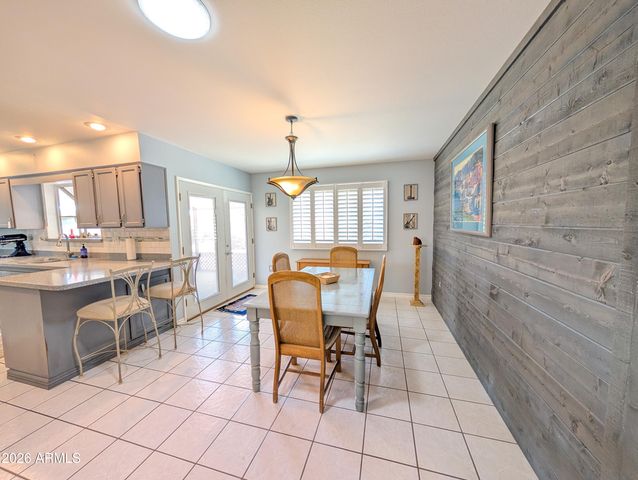 10214 W CLAIR Drive, Sun City, AZ 85351