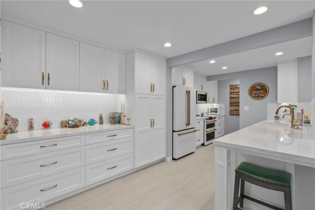 2017 Majorca DR, Oxnard, CA 93035