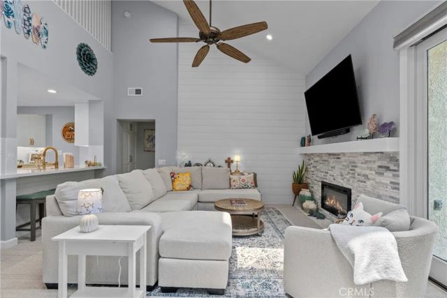 2017 Majorca DR, Oxnard, CA 93035