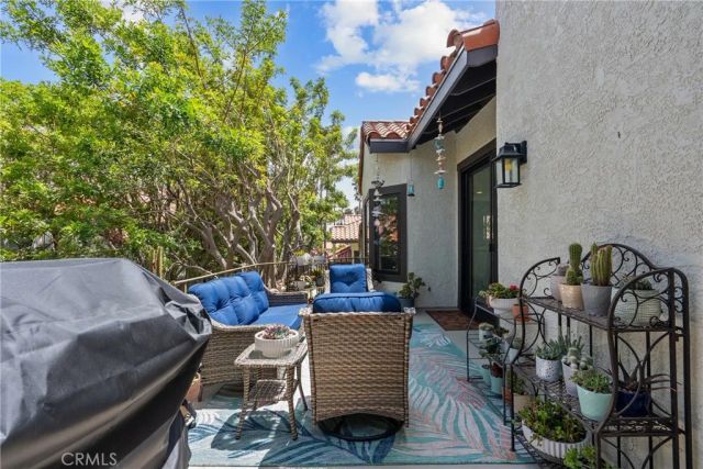 2017 Majorca DR, Oxnard, CA 93035