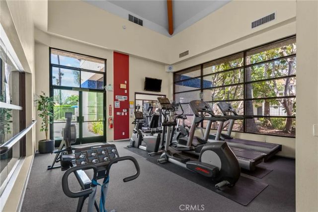 2017 Majorca DR, Oxnard, CA 93035