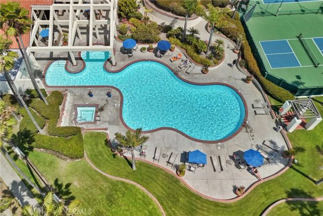 2017 Majorca DR, Oxnard, CA 93035