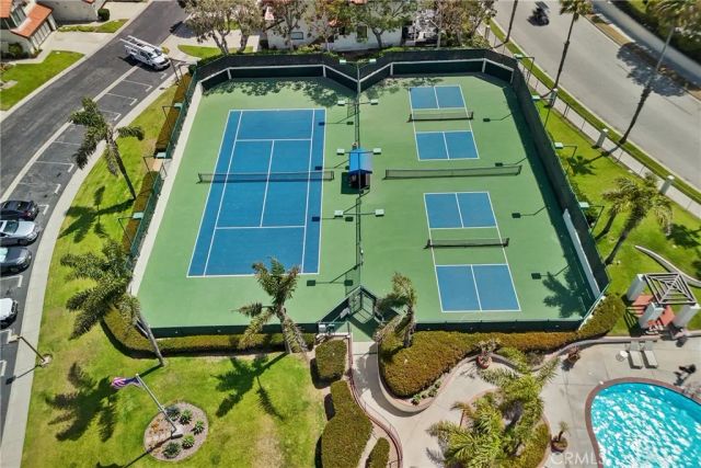 2017 Majorca DR, Oxnard, CA 93035