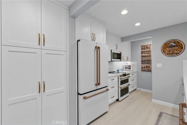 2017 Majorca DR, Oxnard, CA 93035