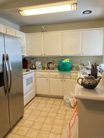 2425 Cranston Dr. 39, Escondido, CA 92025