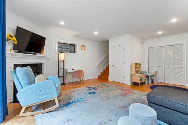 3511 N WILTON Avenue 1, Chicago, IL 60657