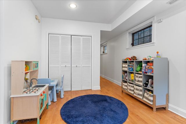 3511 N WILTON Avenue 1, Chicago, IL 60657