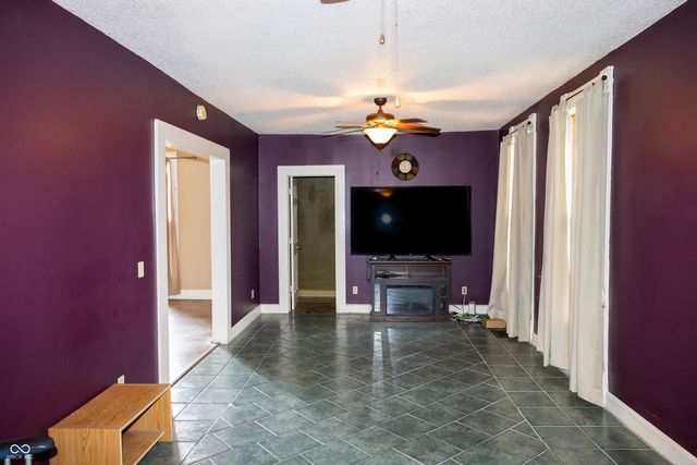 807 W Pike Street, Crawfordsville, IN 47933