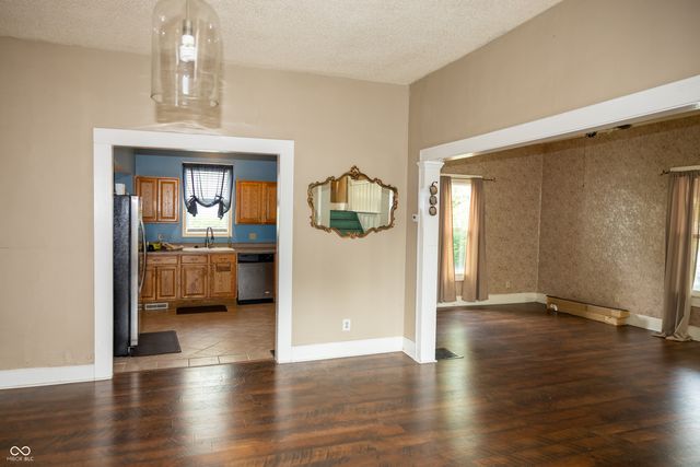 807 W Pike Street, Crawfordsville, IN 47933