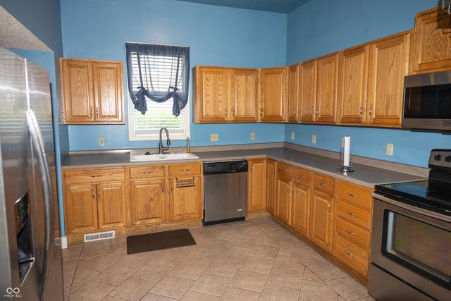807 W Pike Street, Crawfordsville, IN 47933
