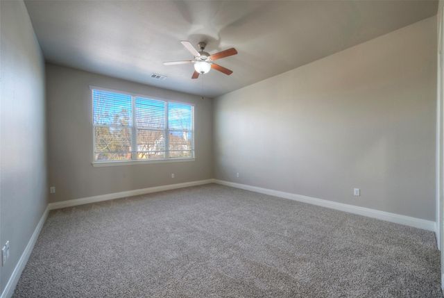 700 Applewood DR E, Pflugerville, TX 78660