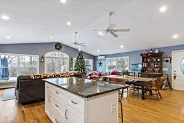 12 Lane 6 Lane, Warwick, RI 02888