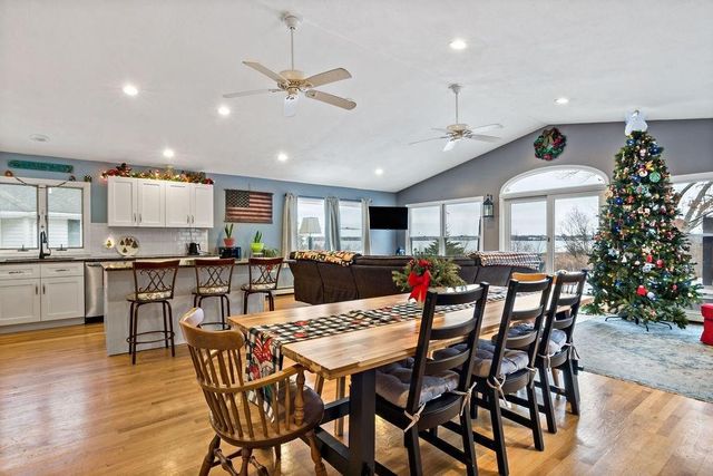 12 Lane 6 Lane, Warwick, RI 02888