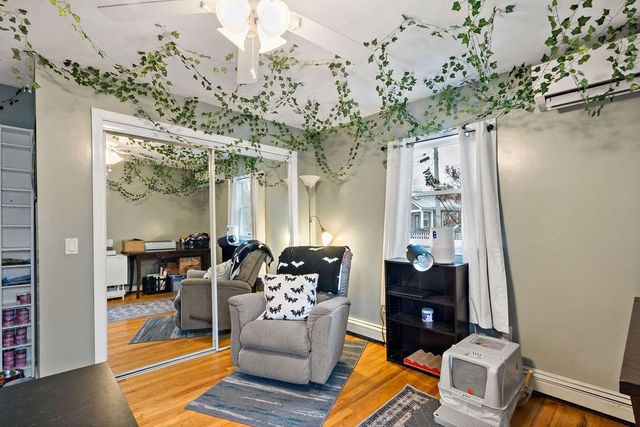 12 Lane 6 Lane, Warwick, RI 02888