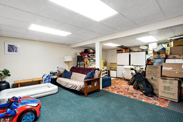 12 Lane 6 Lane, Warwick, RI 02888