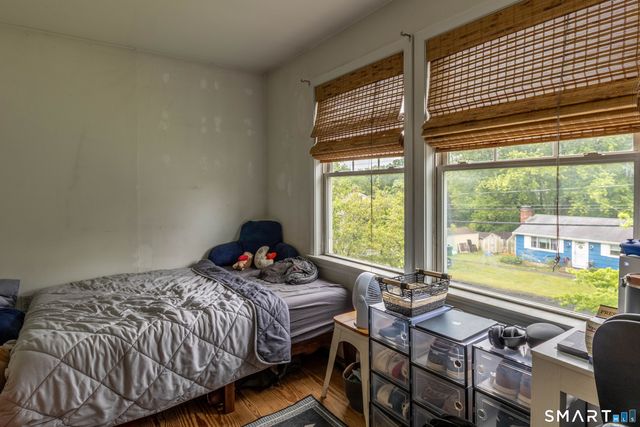 18 Hicksville Road, Cromwell, CT 06416