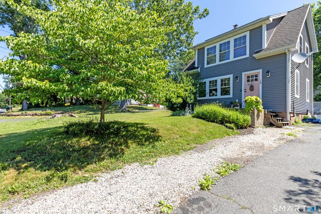 18 Hicksville Road, Cromwell, CT 06416