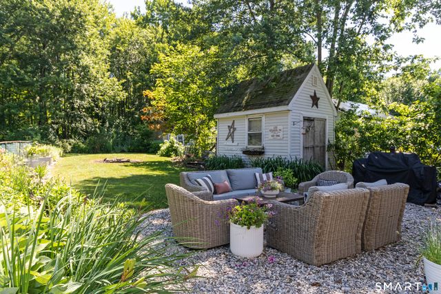 18 Hicksville Road, Cromwell, CT 06416
