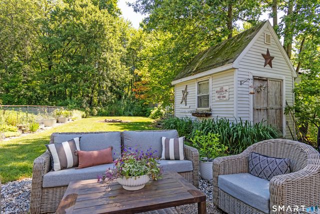18 Hicksville Road, Cromwell, CT 06416