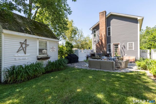 18 Hicksville Road, Cromwell, CT 06416
