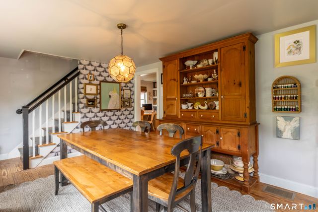 18 Hicksville Road, Cromwell, CT 06416