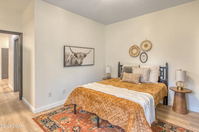 211 N Moffet Avenue, Joplin, MO 64801