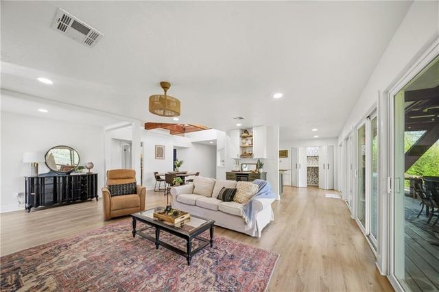 8052 Perry Lane, College Station, TX 77845