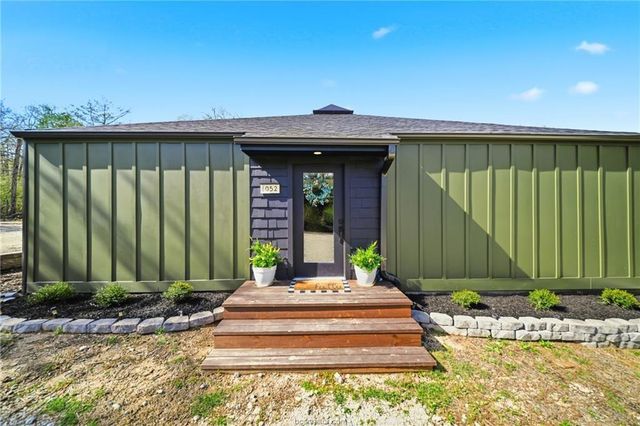 8052 Perry Lane, College Station, TX 77845
