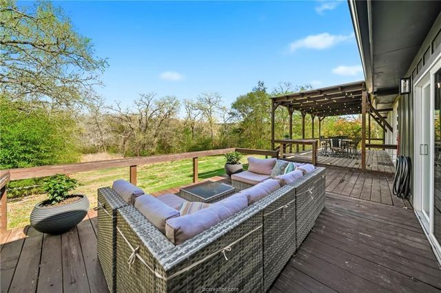 8052 Perry Lane, College Station, TX 77845