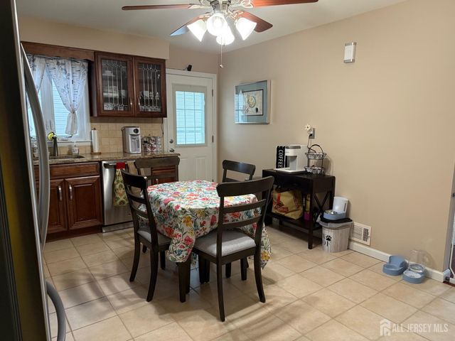 126 Florence Avenue, Colonia, NJ 07067