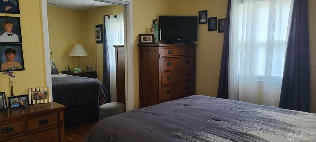 126 Florence Avenue, Colonia, NJ 07067