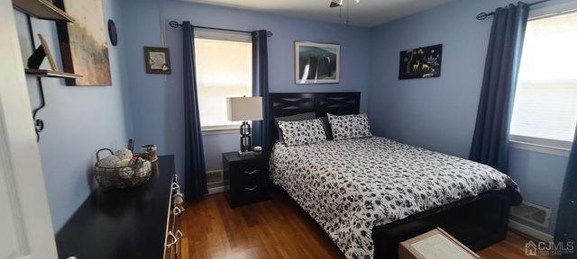 126 Florence Avenue, Colonia, NJ 07067