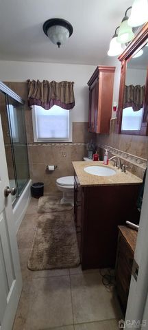 126 Florence Avenue, Colonia, NJ 07067