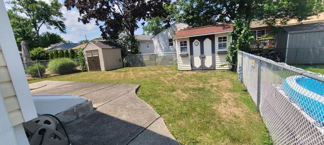 126 Florence Avenue, Colonia, NJ 07067