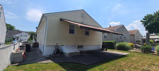 126 Florence Avenue, Colonia, NJ 07067