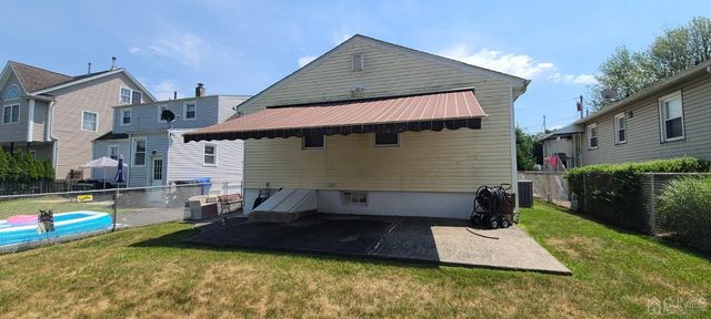 126 Florence Avenue, Colonia, NJ 07067