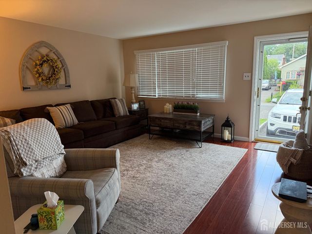 126 Florence Avenue, Colonia, NJ 07067
