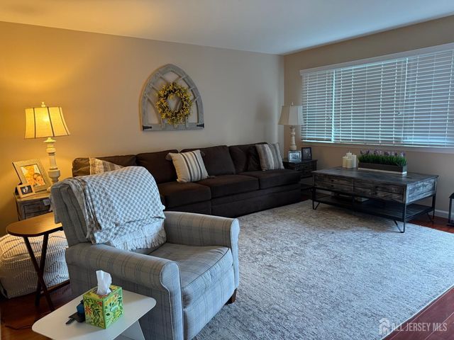 126 Florence Avenue, Colonia, NJ 07067