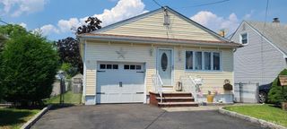 126 Florence Avenue, Colonia, NJ 07067