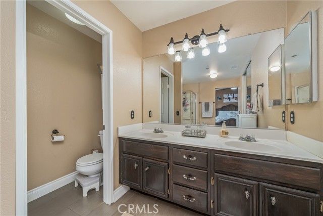 15532 Skylark Avenue, Fontana, CA 92336