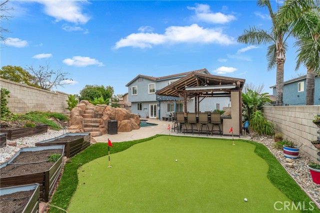 15532 Skylark Avenue, Fontana, CA 92336