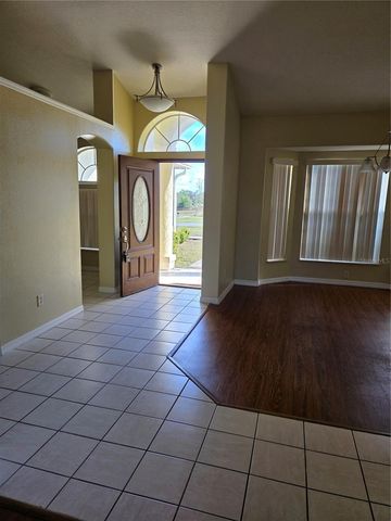 4692 SW 158TH STREET ROAD 5, Ocala, FL 34473