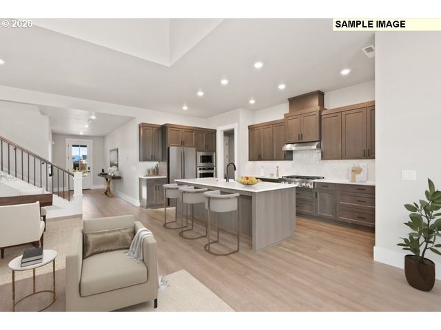 1312 E Luna St, Newberg, OR 97132