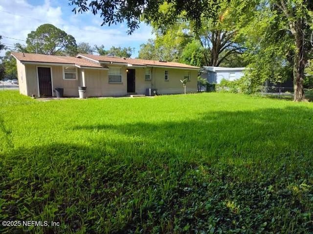 7335 PROXIMA Road, Jacksonville, FL 32210