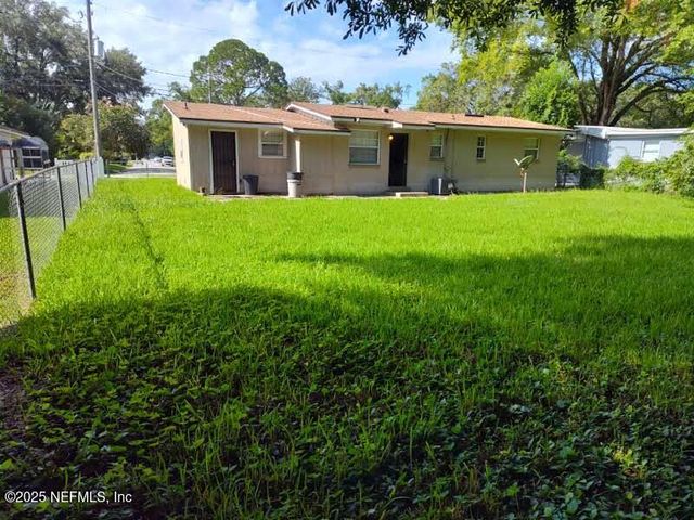 7335 PROXIMA Road, Jacksonville, FL 32210