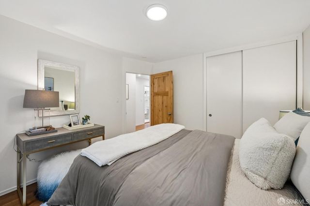 25 crestmont Drive, San Francisco, CA 94131