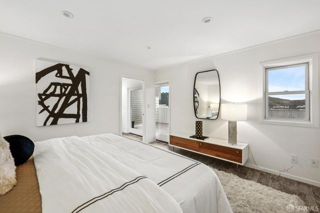 25 crestmont Drive, San Francisco, CA 94131