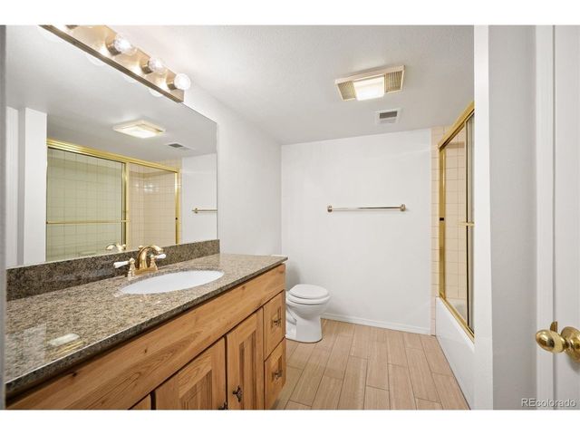 10000 E Yale Ave 51, Denver, CO 80231