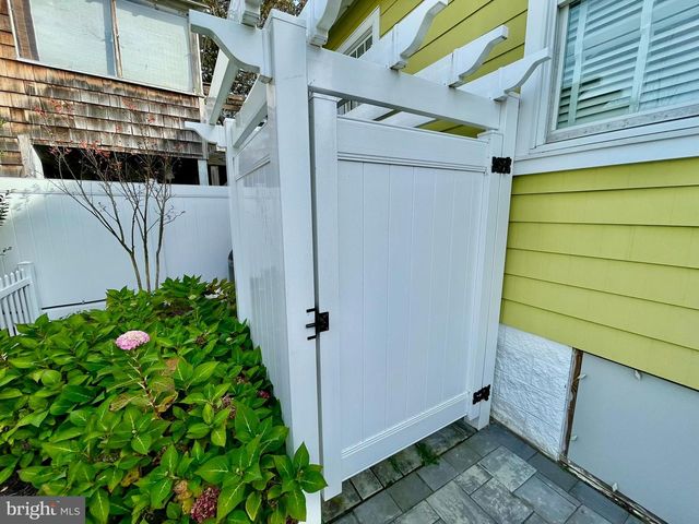 45 BALTIMORE AVE, Rehoboth Beach, DE 19971