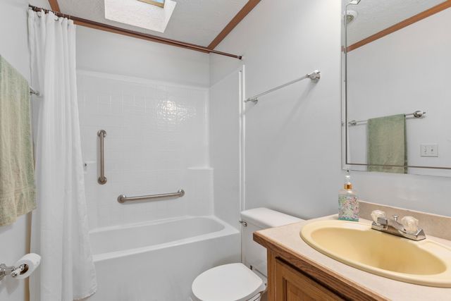 739 S Belford Road, Hebron, IN 46341